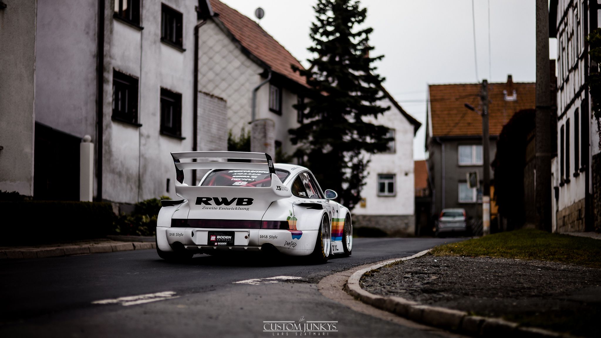 RWB Austria Khloe